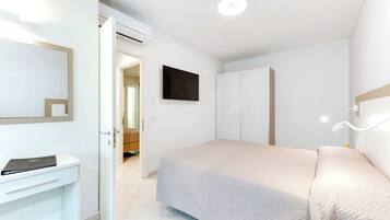 Apartamento, 2 habitaciones, patio, planta baja | Wifi gratis y ropa de cama