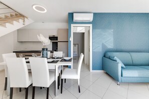 Apartment, 3 Bedrooms, Terrace, Tower | Private kitchen | Electric kettle - Residenza Acquamarina - Siroli Collection (Cervia)