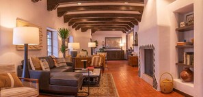 Interior - Cozy King Bed | Free Breakfast & Pet Friendly (Santa Fe)