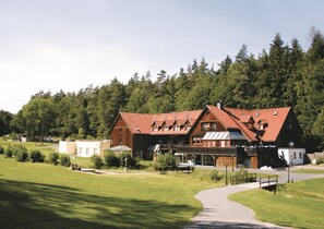 Exterior - Hotel im Krummbachtal (Schoenau an der Brend)