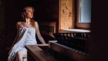 Sauna, hammam, hammam, massages aux pierres chaudes