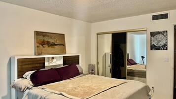 1 bedroom, WiFi, bed sheets