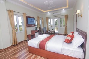 Deluxe Double or Twin Room, Balcony, Valley View