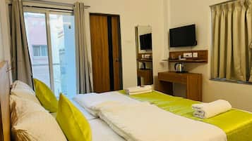 2 bedrooms, WiFi, bed sheets