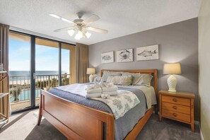2 bedrooms, desk, iron/ironing board, WiFi