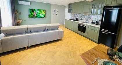 Varna Top Center Luxury One-bedroom Apartment