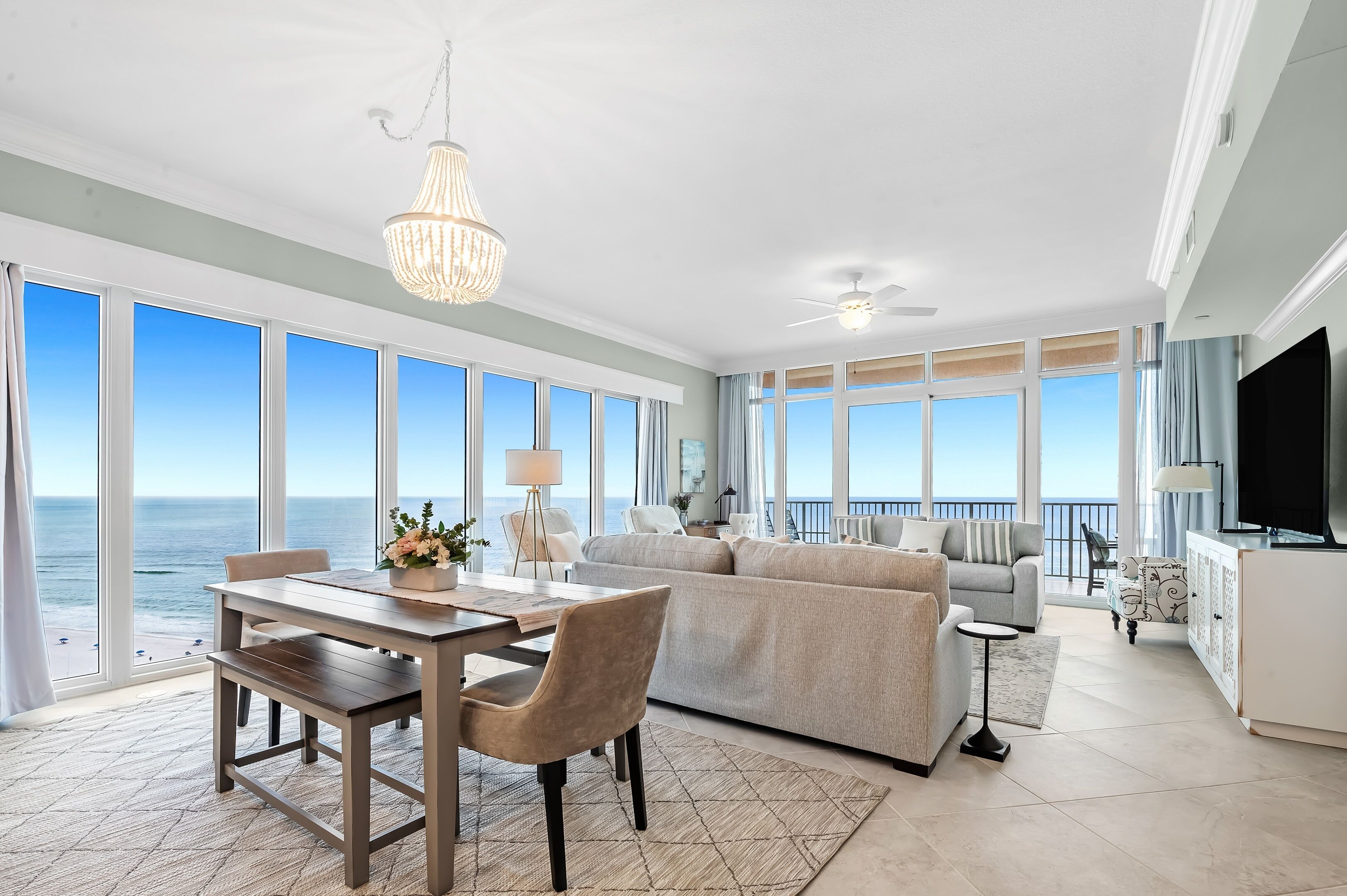 Condo, 4 Bedrooms | Living area