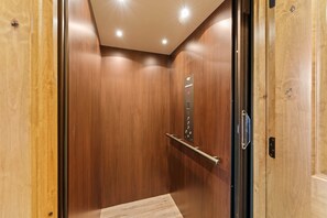 Casa, 4 dormitoris | Interior
