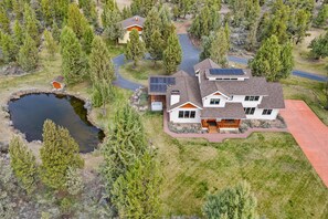 House, 4 Bedrooms | Exterior