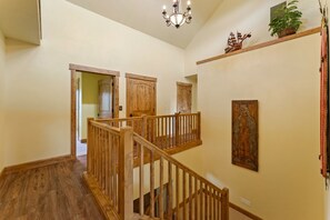 House, 4 Bedrooms | Interior