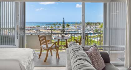 Oceanfront Oasis In Ilikai Hotel 1 Bedroom Apts