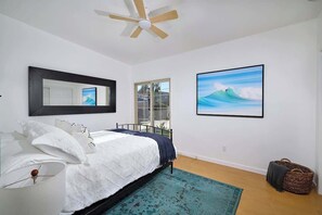 3 bedrooms, desk, iron/ironing board, travel cot