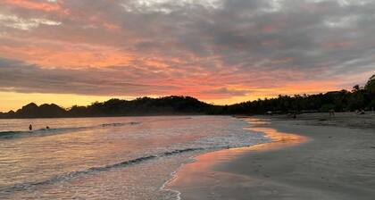 Charming 3-bedroom villa in fabulous Puerto Carrillo with WiFi, AC
