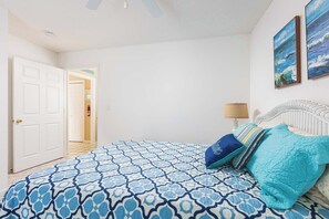 4 bedrooms, WiFi, bed sheets