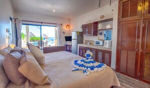 Silitysrauta/-lauta, ilmainen Wi-Fi, vuodevaatteet