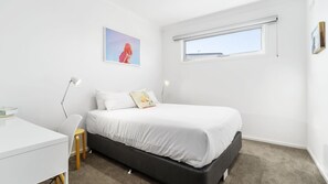 4 Schlafzimmer, Bügeleisen/Bügelbrett, kostenloses WLAN, Bettwäsche