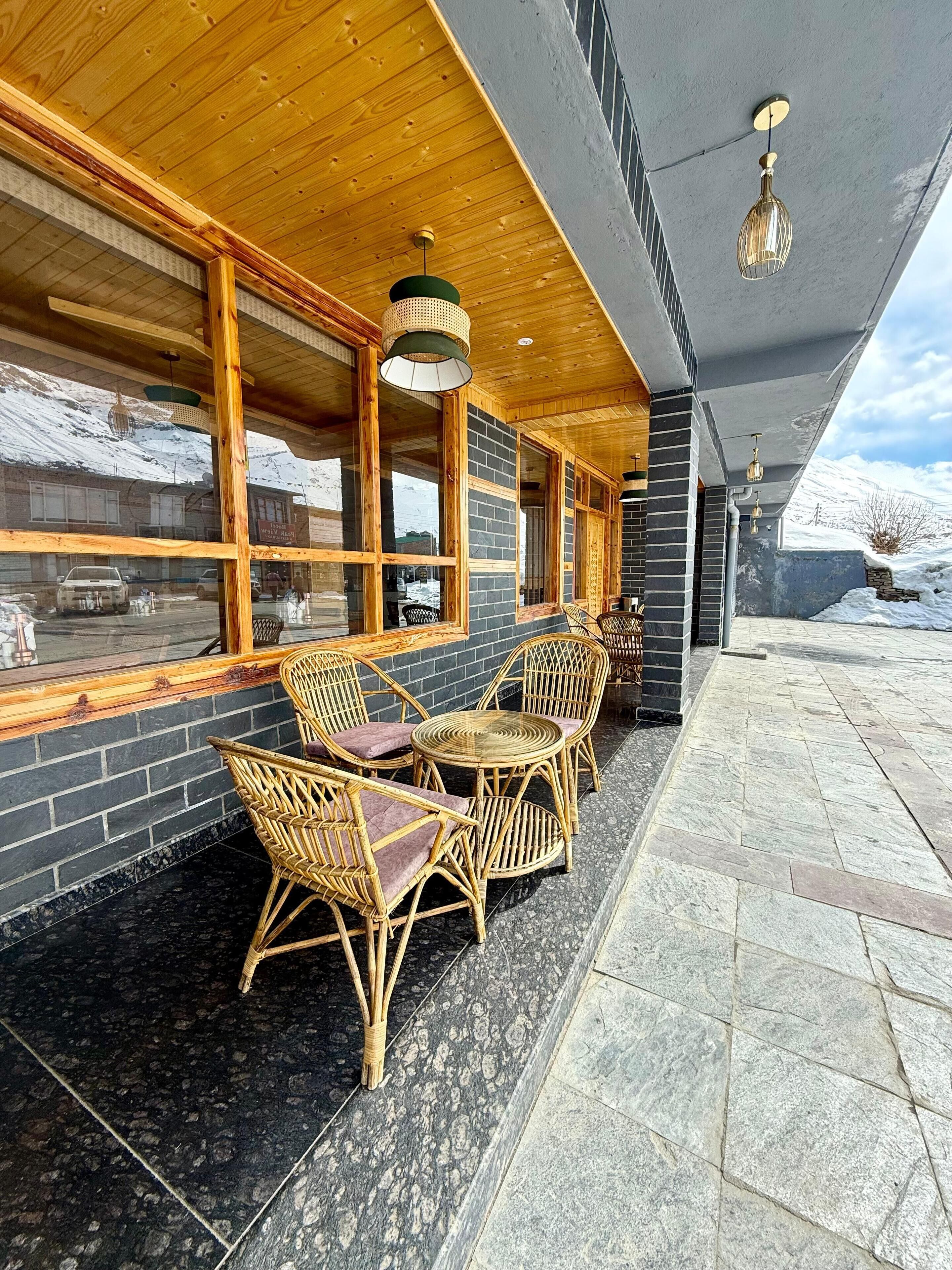 숙박 시설 정면