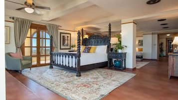 9 chambres, bureau, fer et planche à repasser, lit parapluie