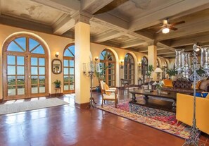 Interior - Historic Luxury Mansion in Jerome Views of Sedona (Jerome)