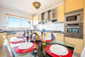 Villa | Private kitchen - Villa Culebra for 7 People (Albufeira)