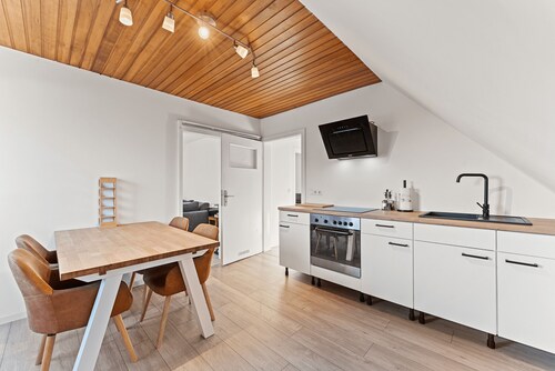 Bravura - up to 6 people, near Hambach Castle & Holiday Park