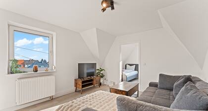 Bravura - up to 6 people, near Hambach Castle & Holiday Park