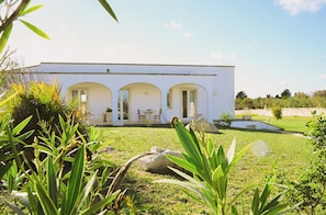 Façana frontal de l'allotjament