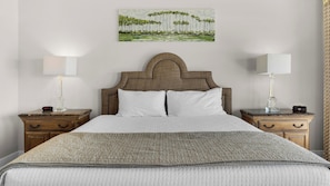 4 bedrooms, iron/ironing board, free WiFi, bed sheets - 4Br Beachfront retreat w Private Beach Access + Free Attraction Tickets! (Seagrove Beach)