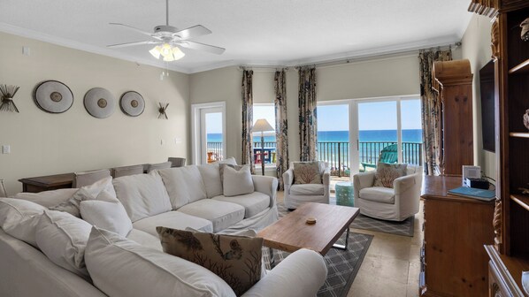 Smart TV, DVD player