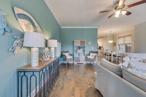 Smart TV - The Sunny Kure - Charming Coastal Getaway! (Kure Beach)
