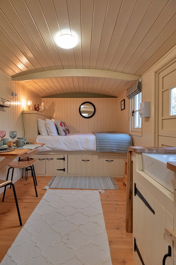 1 chambre, Wi-Fi gratuit, draps fournis