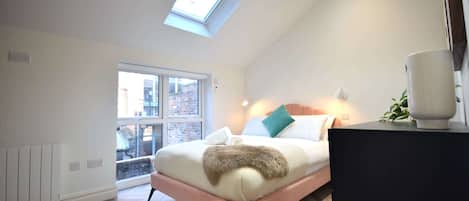 2 chambres, fer et planche à repasser, accès Internet, draps fournis