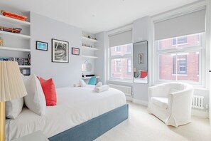 2 chambres, fer et planche à repasser, accès Internet, draps fournis