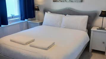 3 chambres, fer et planche Ă repasser, Wi-Fi, draps fournis