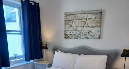 A Home in the Heart of Kemptown part of brighton near many places to eat