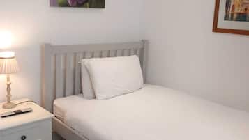 3 chambres, fer et planche Ă repasser, Wi-Fi, draps fournis