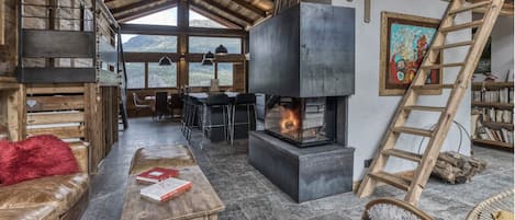 Smart TV, fireplace, printers