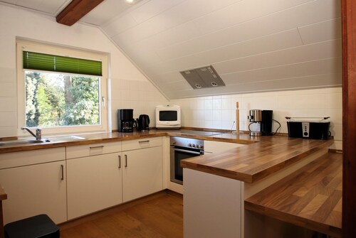 Ferienwohnung im Reetdachhaus, Burhave