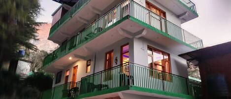 Reka bentuk bangunan