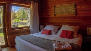 Classic Double Room, Mountain View | In-room safe, blackout drapes, free WiFi