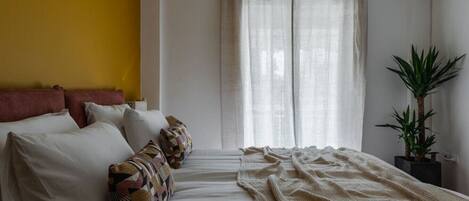 2 chambres, bureau, fer et planche à repasser, Wi-Fi gratuit