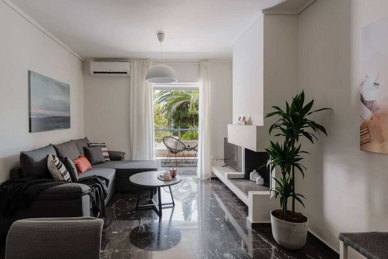 TV connectée, cheminée