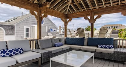 Waterfront Cape Cod Escape - 9 Bedrooms + Guest House