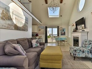 Smart-TV, peis, fotballspill og stereoanlegg