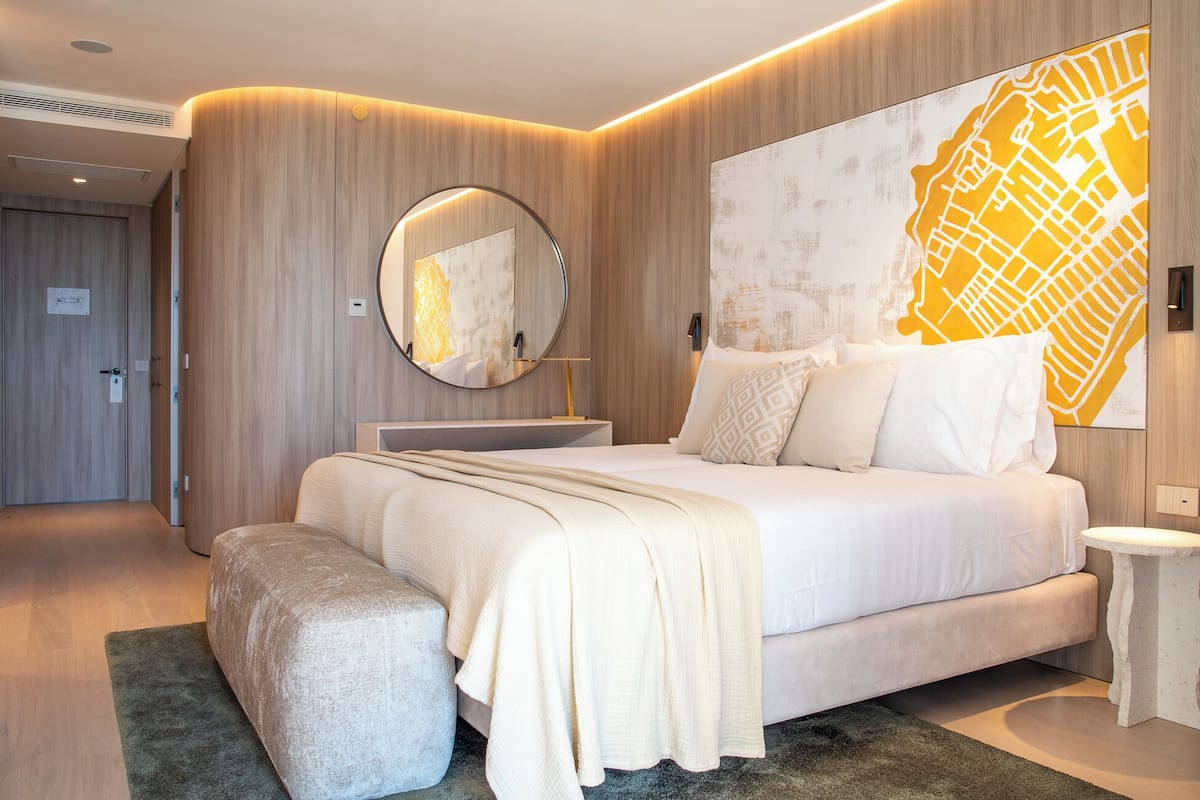 Superior-Doppel- oder -Zweibettzimmer | 1 Schlafzimmer, Minibar, Zimmersafe, Schreibtisch