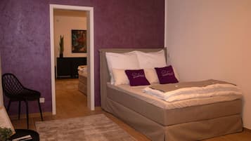 2 bedrooms, WiFi, bed sheets