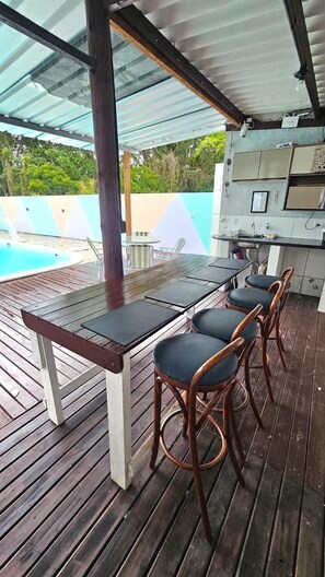 Mini-fridge, microwave