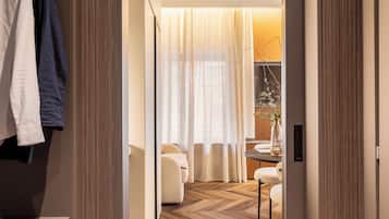 Deluxe Apartment, City View | 1 bedroom, Egyptian cotton sheets, premium bedding, down comforters