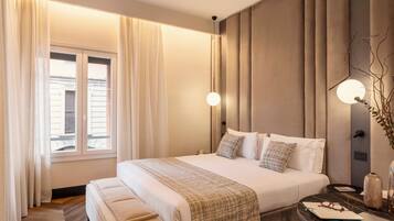 1 bedroom, Egyptian cotton sheets, premium bedding, down duvets