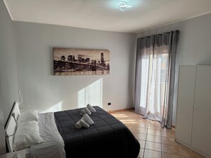 Triple Room, Balcony | Free WiFi - Guest House La Casaccia (Fiumicino)